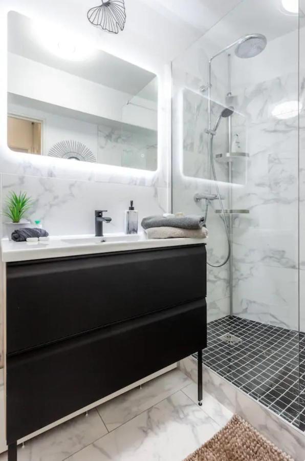 Beautiful Modern Fully Furnished Studio Levallois-Perret Exteriér fotografie